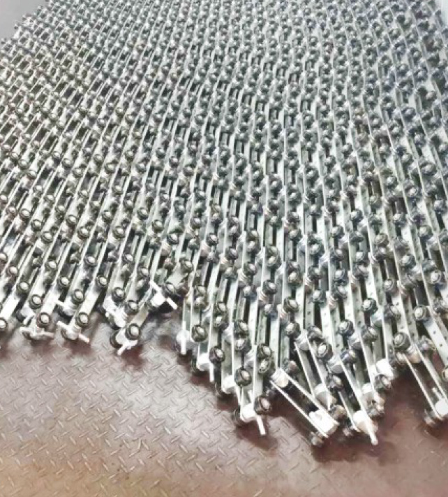 Conveyor chain